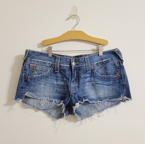 True Religion Shorts - Picture 2 of 6